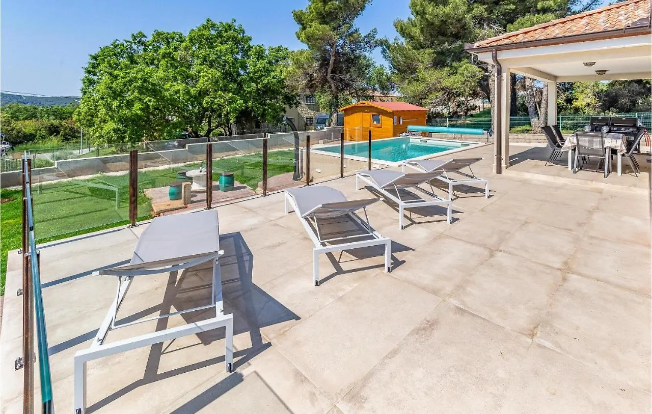 Holiday home Gorgeous Home In Medulin With Wifi Croatia